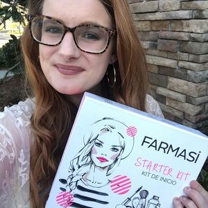 Welcome to our small business! Meet your Posher!